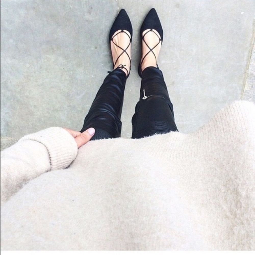 Cute Stuart Weitzman black d'Orsay Gilligan flats